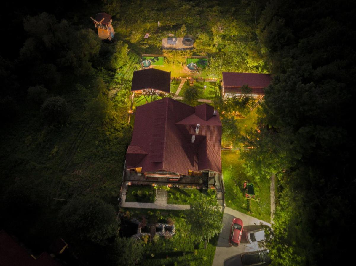 Pensiunea La Maria Lu' Sandoiu Hotel Poenari Luaran gambar